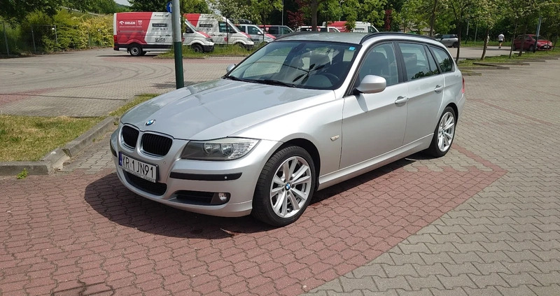 BMW Seria 3 cena 24500 przebieg: 236000, rok produkcji 2010 z Kraków małe 37